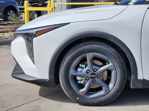 New 2026 Kia K4 FWD image 5