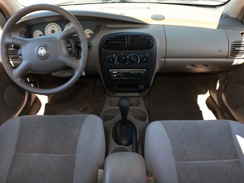 Used 2001 Dodge Neon Highline image 2