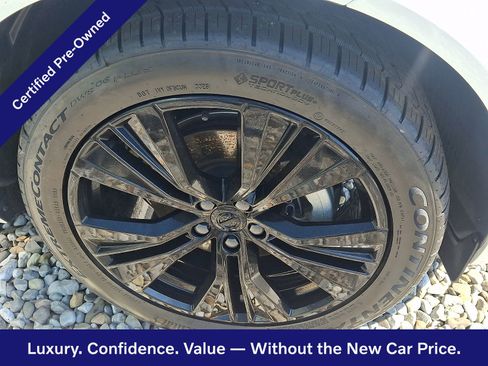 Certified 2024 Volvo XC60 B5 Plus w/ Protection Package Premier AWD/4WD image 9