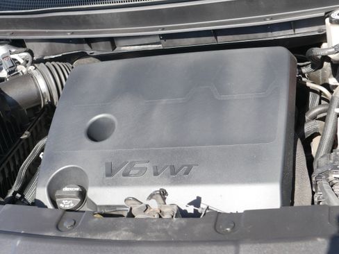 Certified 2020 Chevrolet Traverse LT w/ Driver Confidence II Package image 9