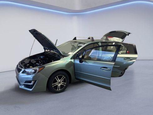 Used 2016 Subaru Impreza 2.0i AWD/4WD image 11