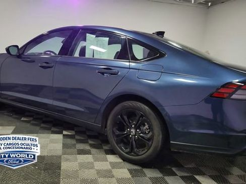 Used 2025 Honda Accord SE image 5