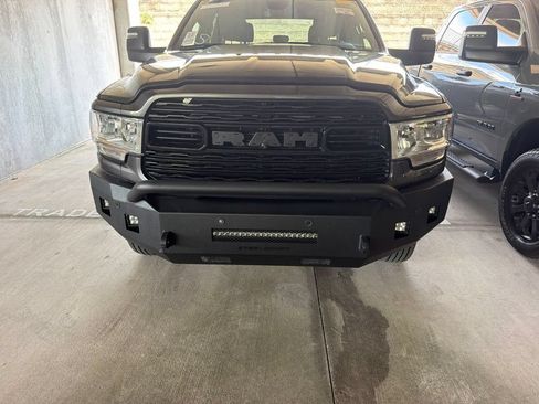 Used 2024 RAM 3500 Big Horn w/ Sport Appearance Package AWD/4WD image 5