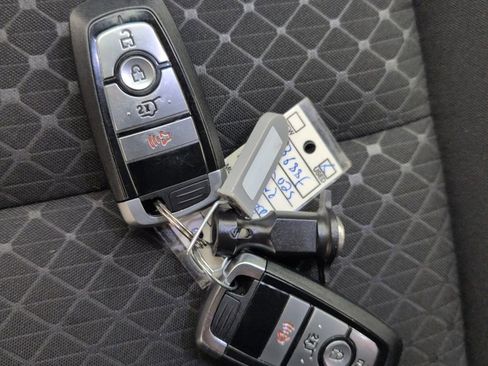 Certified 2025 Ford Escape Active image 47