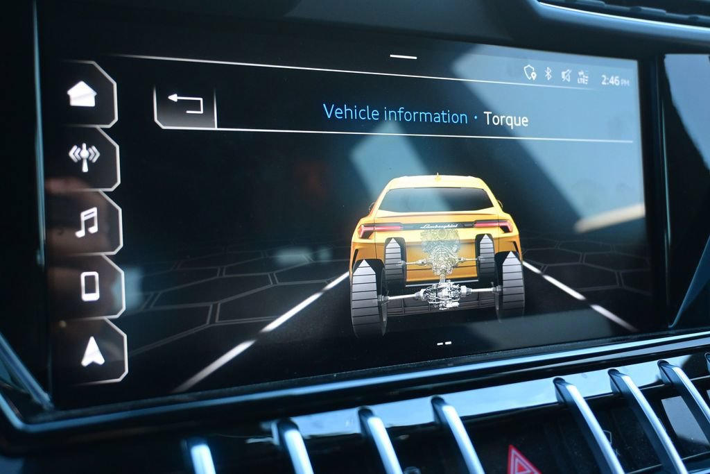 Used 2020 Lamborghini Urus AWD/4WD image 18