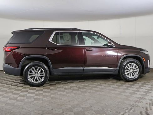 Used 2022 Chevrolet Traverse LT FWD image 18