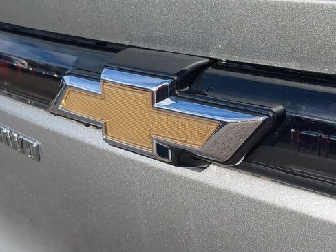 Used 2026 Chevrolet Equinox EV LT image 32