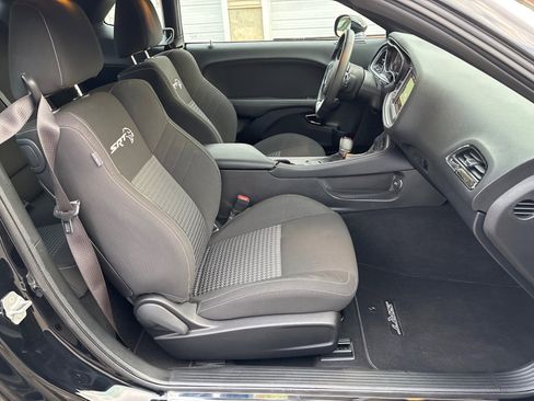 Used 2022 Dodge Challenger SRT Hellcat w/ SRT Black Package image 13