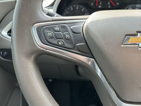 Used 2018 Chevrolet Malibu LS image 9