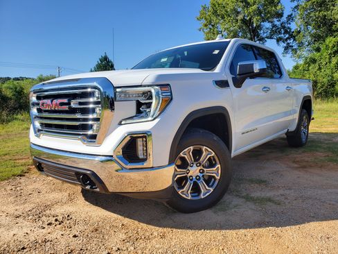 Used 2021 GMC Sierra 1500 SLT w/ SLT Convenience Package image 3
