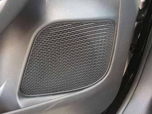 New 2026 Chrysler Voyager LX image 29