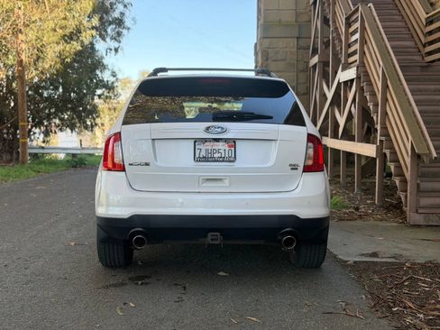 Used 2014 Ford Edge SEL w/ Equipment Group 205A AWD/4WD image 45