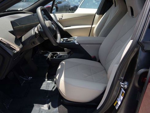 Certified 2026 BMW iX xDrive45 AWD/4WD image 14