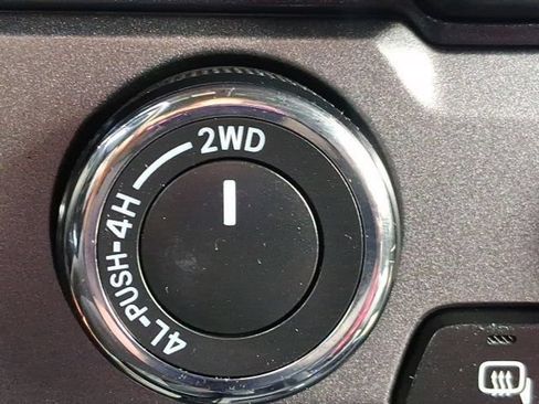 Used 2020 Toyota Tacoma TRD Off-Road AWD/4WD image 28