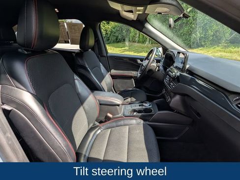 Used 2025 Ford Escape ST-Line AWD/4WD image 12