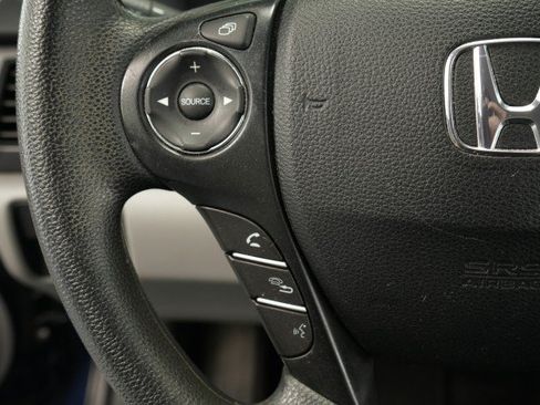 Used 2015 Honda Accord LX image 36