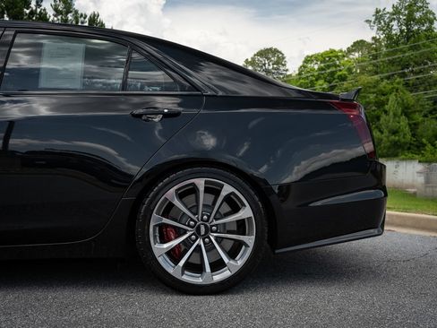 Used 2018 Cadillac CTS V RWD image 20