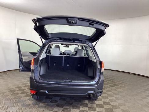 Used 2022 Subaru Forester AWD/4WD image 30