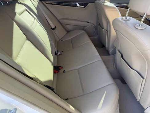 Used 2013 Mercedes-Benz C 250 Sedan image 14