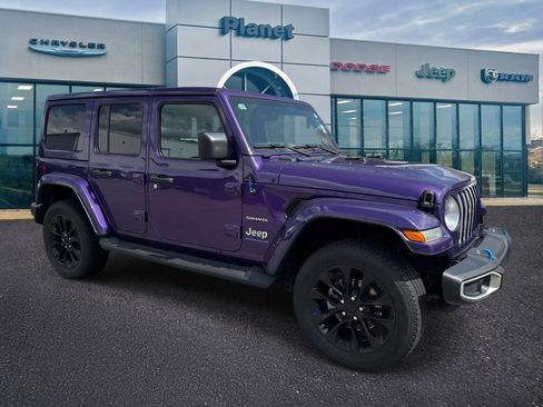 Used 2023 Jeep Wrangler Unlimited Sahara w/ Cold Weather Group image 1