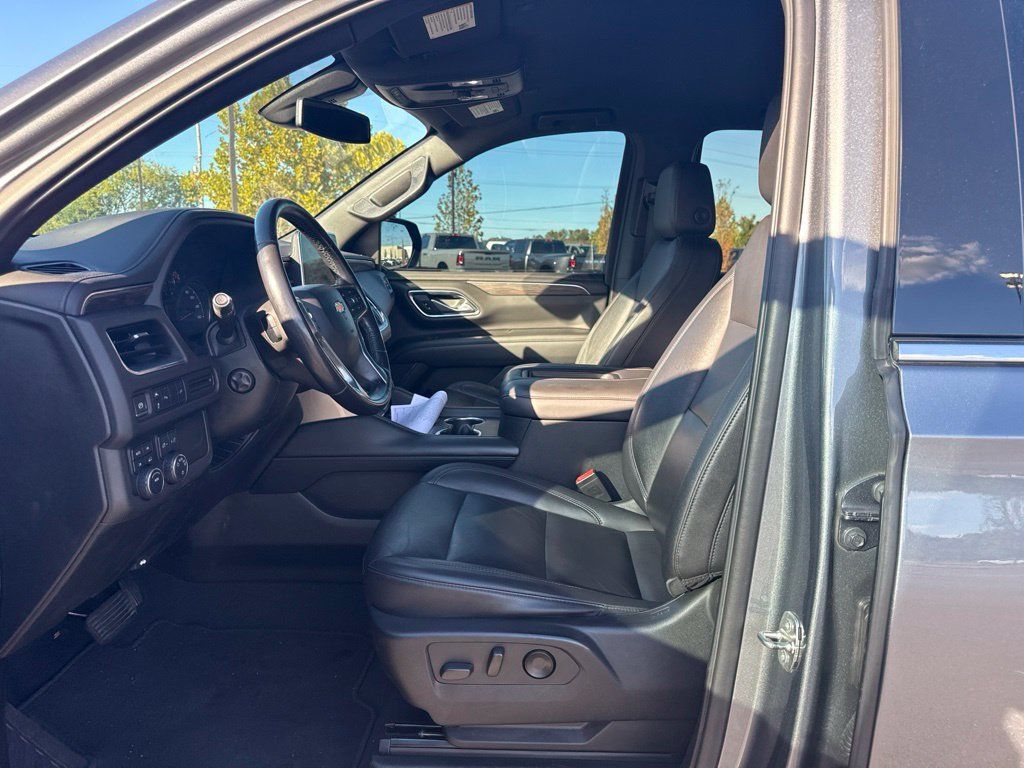 Used 2021 Chevrolet Tahoe LT w/ Luxury Package AWD/4WD image 26