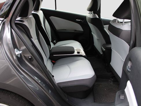 Used 2019 Toyota Prius Prime Plus FWD image 16