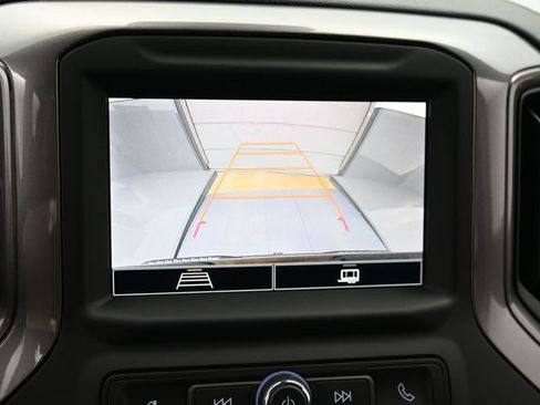 Used 2025 Chevrolet Silverado 1500 Custom image 19