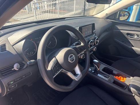Used 2023 Nissan Sentra S image 12