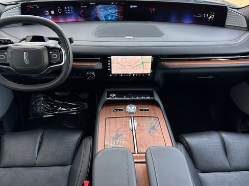 New 2025 Lincoln Navigator Black Label image 12