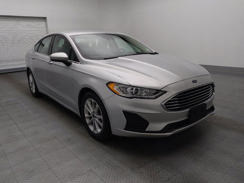 Used 2019 Ford Fusion SE image 13