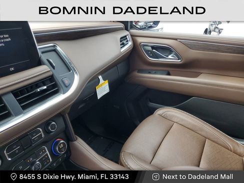 Used 2021 Chevrolet Tahoe High Country w/ Premium Package image 23