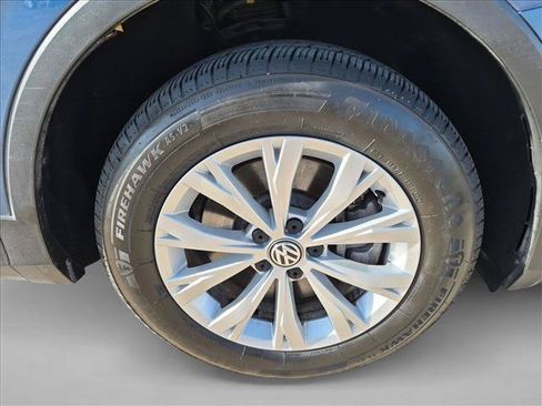 Used 2019 Volkswagen Tiguan S FWD image 22