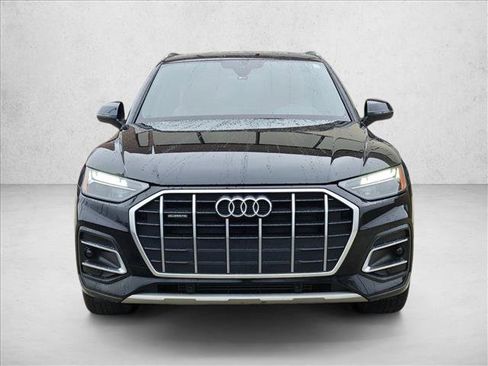 Used 2021 Audi Q5 Premium w/ Convenience Package image 2