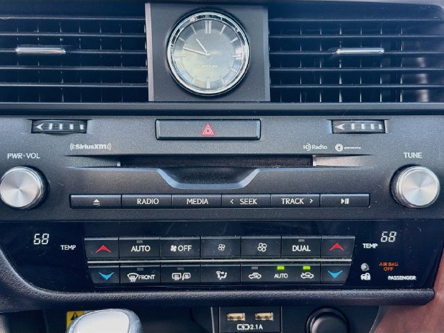 Certified 2022 Lexus RX 350 AWD w/ Premium Package image 16