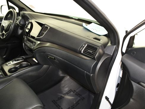 Certified 2023 Honda Passport EX-L image 42