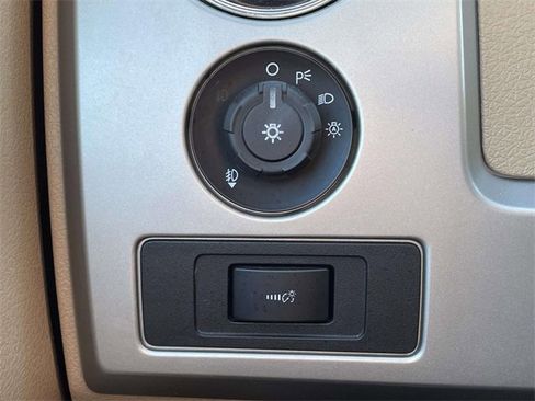 Used 2013 Ford F150 King Ranch w/ King Ranch Luxury Pkg image 17