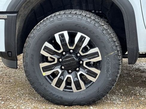 New 2026 GMC Sierra 3500 Denali Ultimate image 32