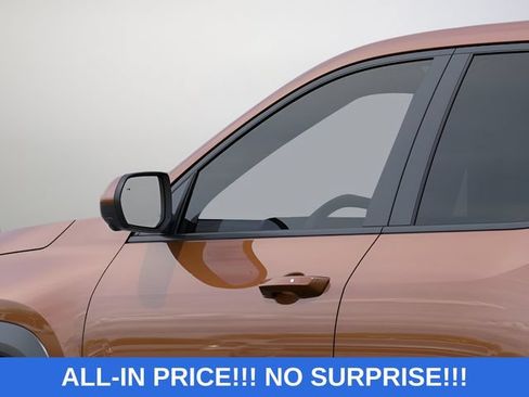 New 2027 Chevrolet Equinox LT w/ Convenience Package II FWD image 22