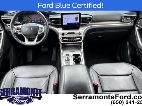 Used 2023 Ford Explorer XLT w/ Equipment Group 202A RWD image 16