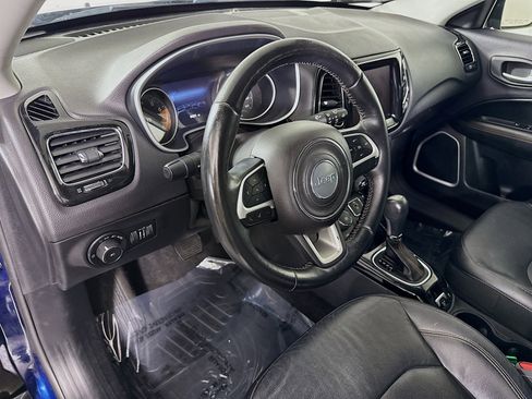 Used 2018 Jeep Compass Limited w/ Navigation Group image 23