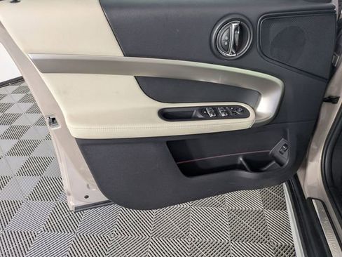 Used 2024 MINI Cooper Countryman S w/ Signature Upholstery Package FWD image 9