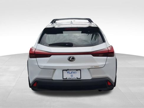 Used 2022 Lexus UX 200 w/ Accessory Package (Z2) FWD image 6