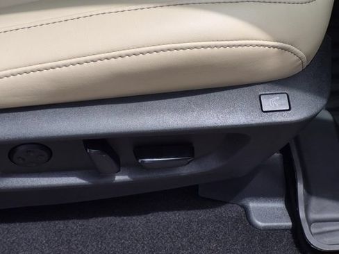 Used 2023 INFINITI QX60 Sensory w/ Vision Package AWD/4WD image 18