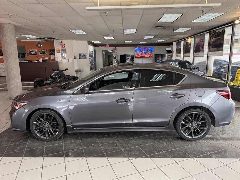 Used 2020 Acura ILX FWD image 2