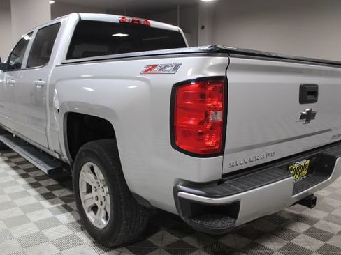Used 2017 Chevrolet Silverado 1500 LT w/ All Star Edition AWD/4WD image 7