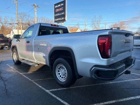 Used 2022 GMC Sierra 1500 Pro w/ Convenience Package image 3