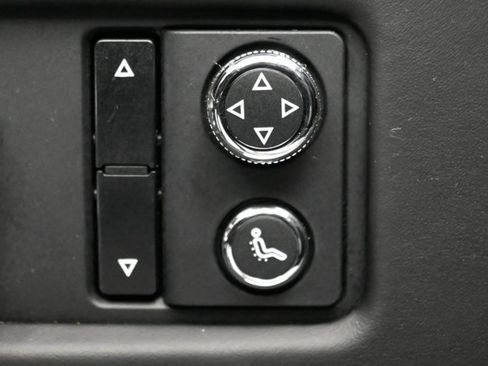 Used 2019 Bentley Bentayga AWD/4WD image 66