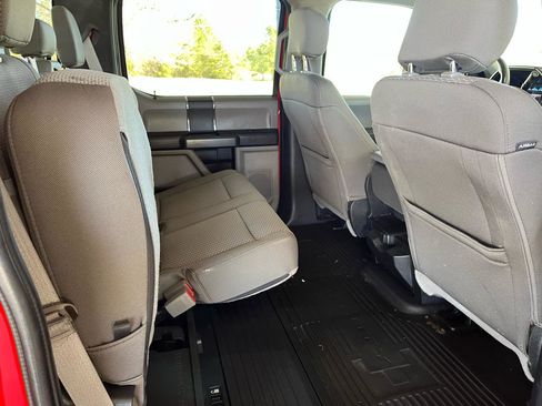 Used 2019 Ford F250 XLT w/ XLT Value Package image 18