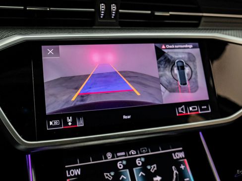 Used 2023 Audi RS 6 w/ Black Optic Package image 76