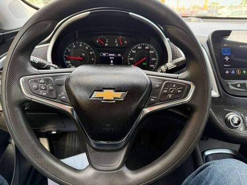 Used 2023 Chevrolet Malibu LT FWD image 8